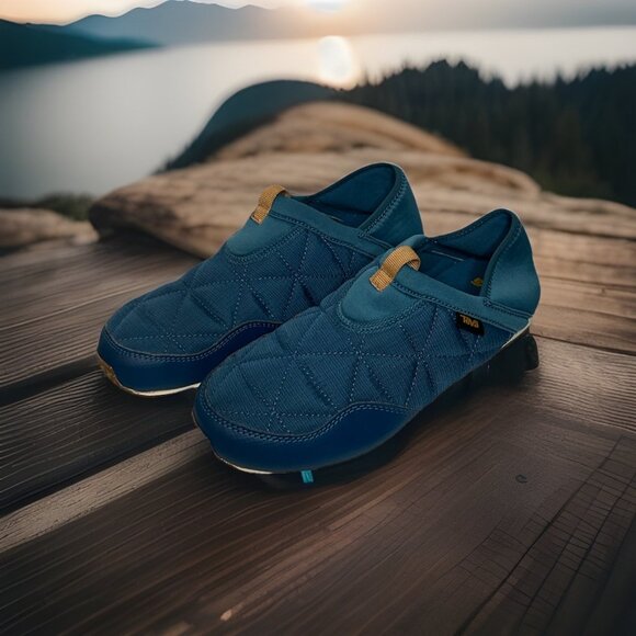 Teva Ember Slip on Puffer Moc. Turquoise Boys Size 5 - Picture 4 of 4